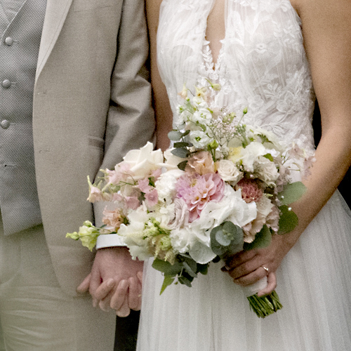 Hofcafe Volker Brautstrauss Hochzeit