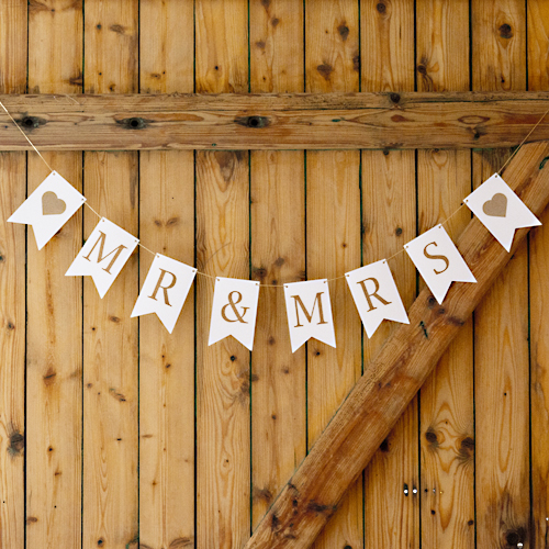 Hofcafe Volker Hochzeit Dekoration Scheunentor